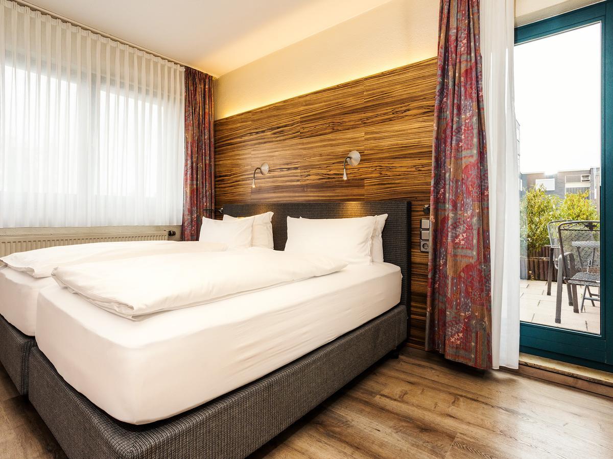 Hotel & Wirtshaus Hansen Bergisch Gladbach Exteriör bild